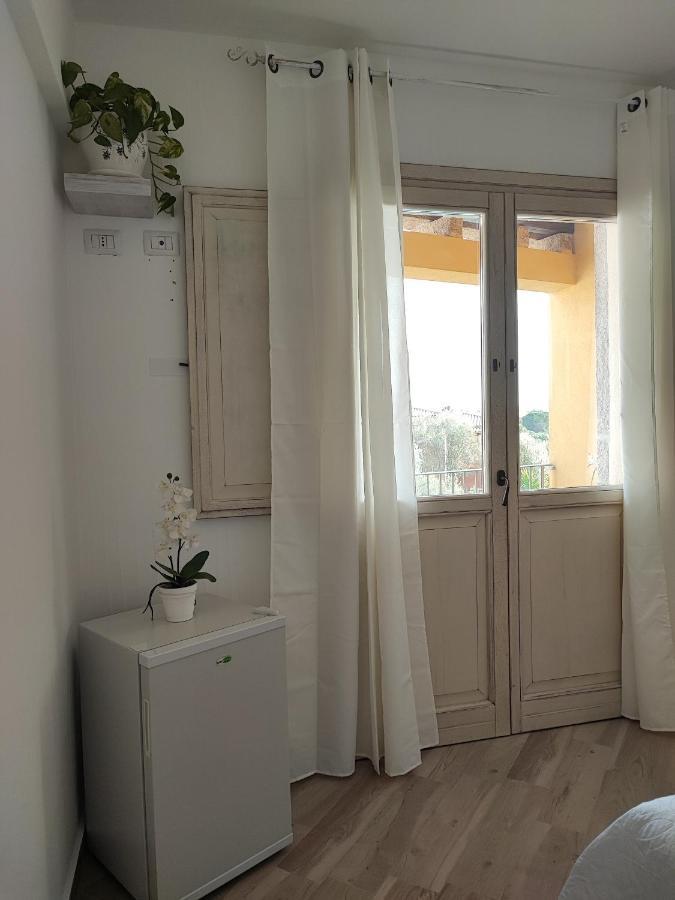 オルビア Antica Isola Bed & Breakfast エクステリア 写真
