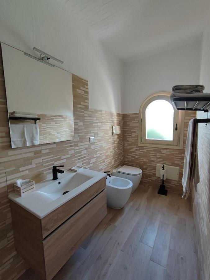 オルビア Antica Isola Bed & Breakfast エクステリア 写真