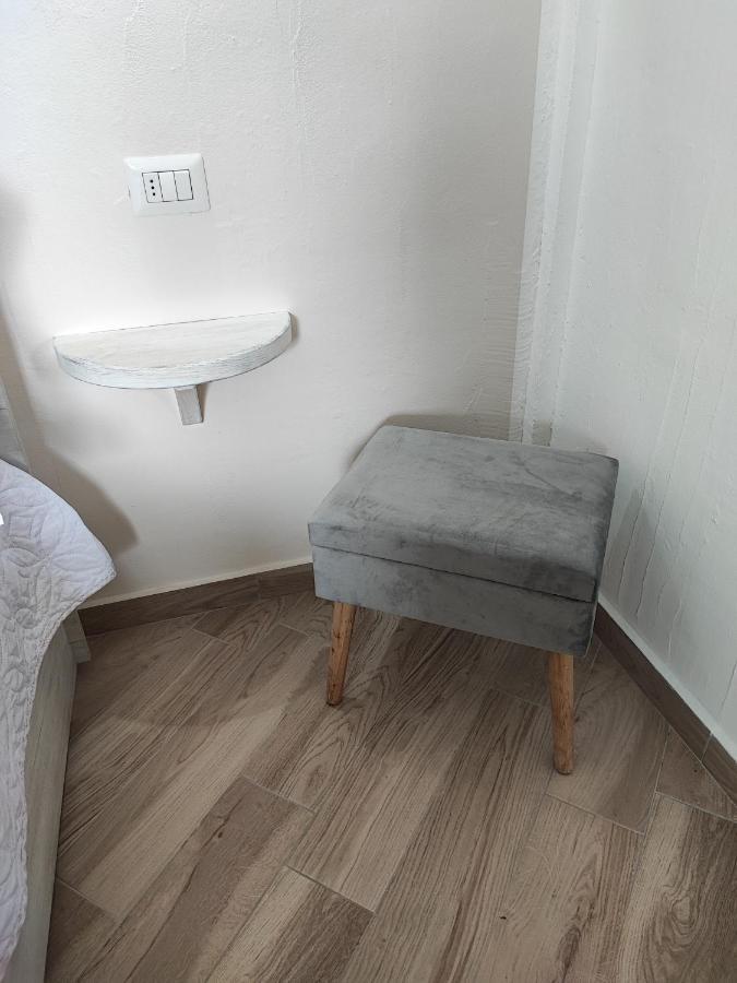 オルビア Antica Isola Bed & Breakfast エクステリア 写真