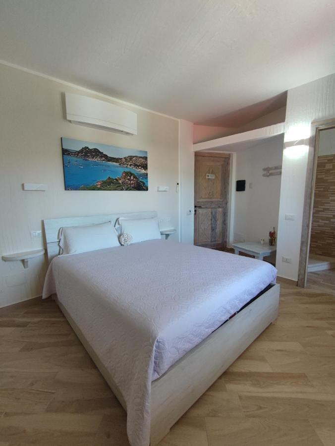 オルビア Antica Isola Bed & Breakfast エクステリア 写真