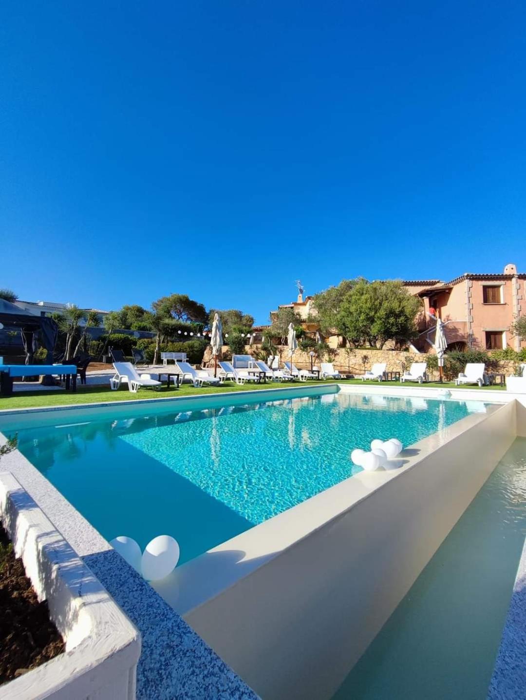 オルビア Antica Isola Bed & Breakfast エクステリア 写真